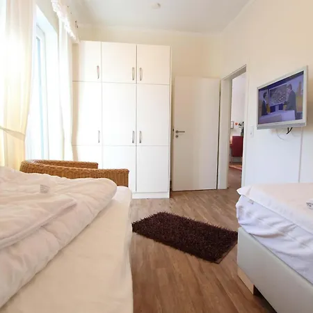 Haus Schaper Whg 3 Og アパート *